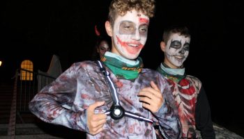 , City Trail à Sainte-Ménehould: les mangeurs de pied font trembler la ville pour Halloween
