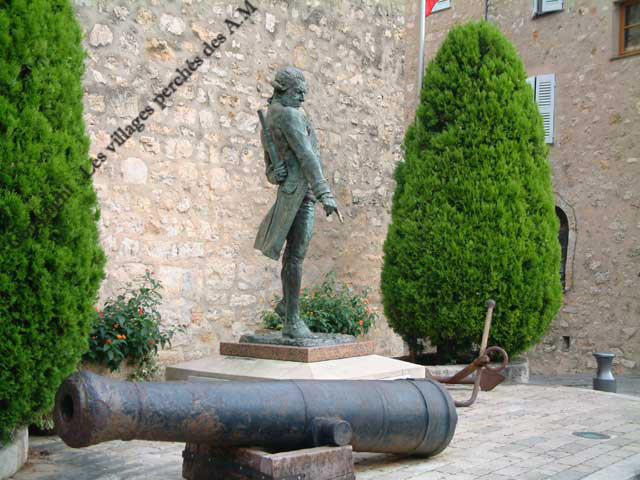 Statue de l'amiral de Grasse natif de Bar/loup
