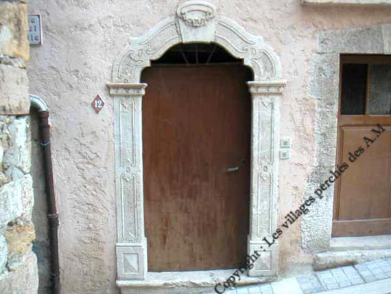 Une bien belle porte