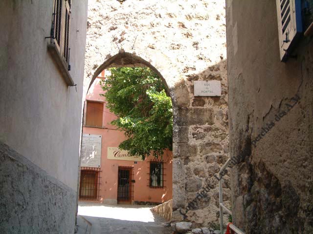 La rue du Portal