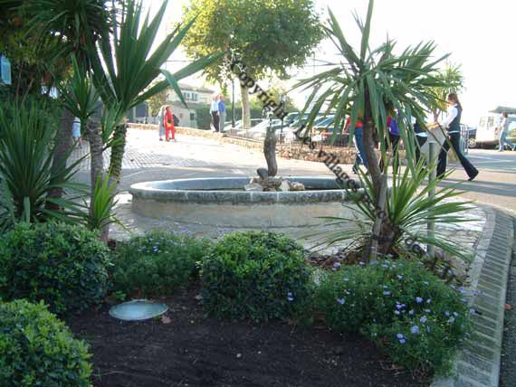 La fontaine de la place des patriotes