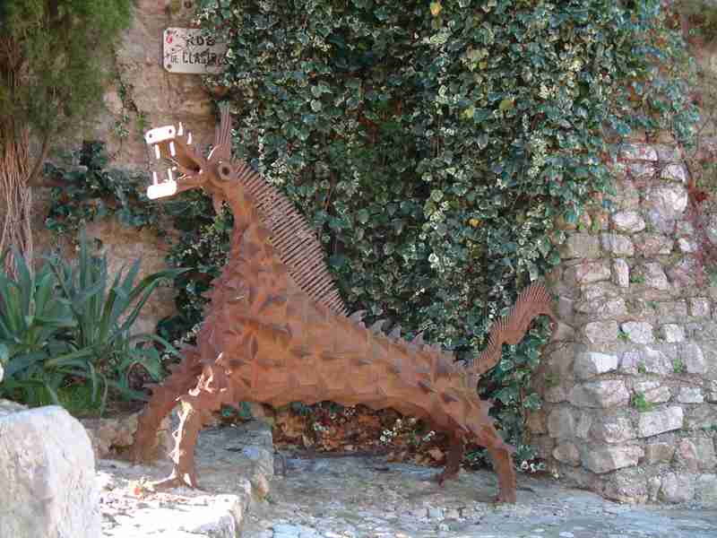 Cheval de la mont�e du ch�teau