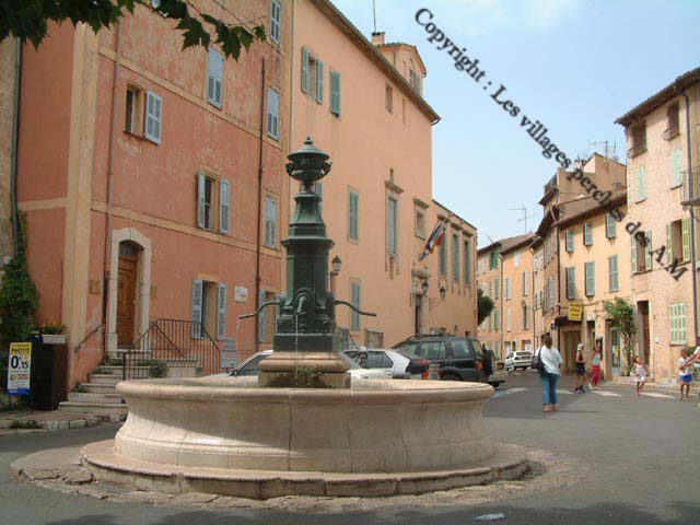 Fontaine en m�tal
