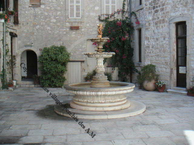 La fontaine de la mairie